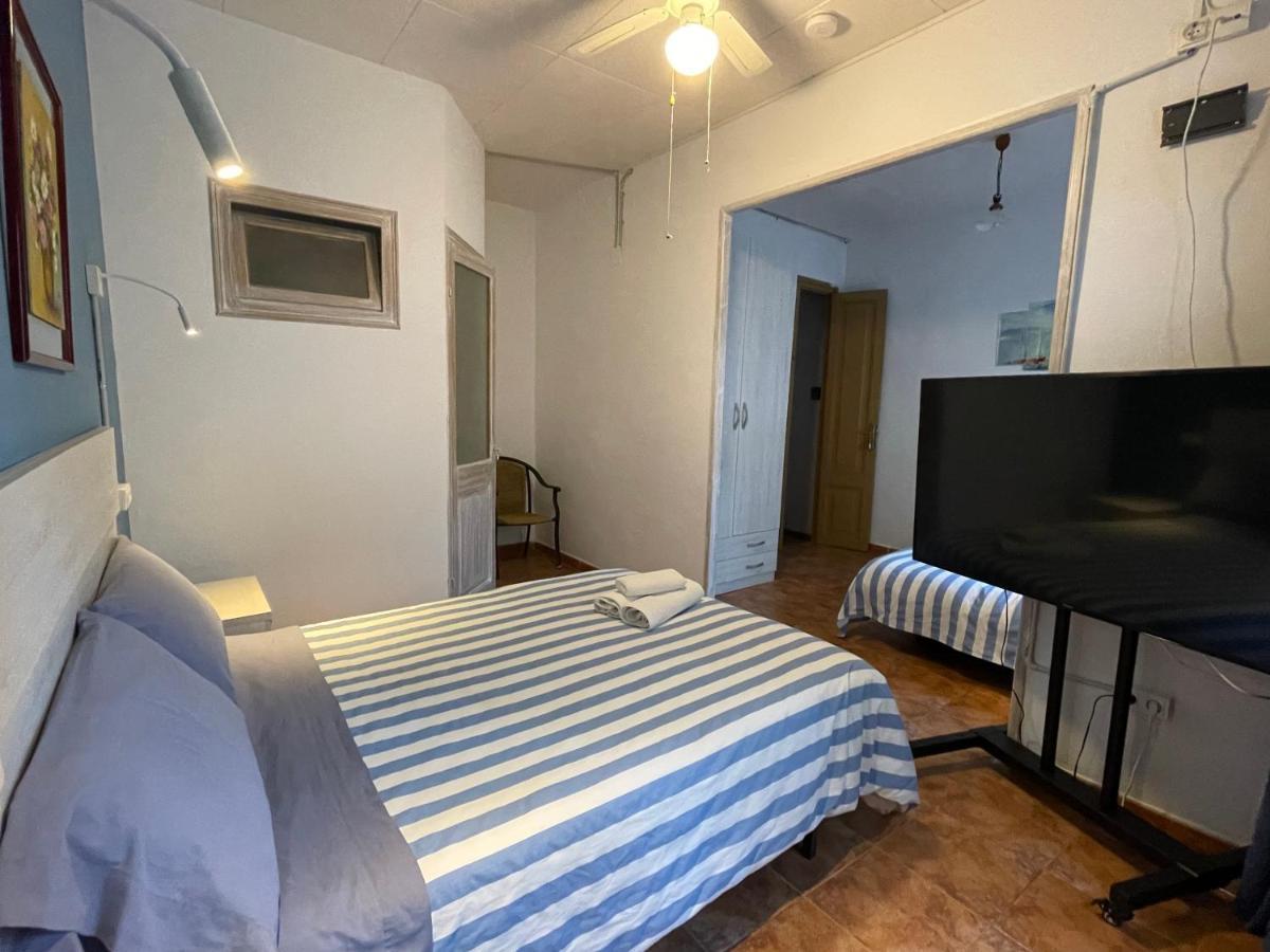 P&R Hostals Can Tort 滨海托萨 外观 照片
